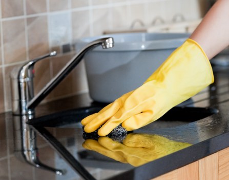 Professional oven cleaning in SW18 with a spotless kitchen appliance